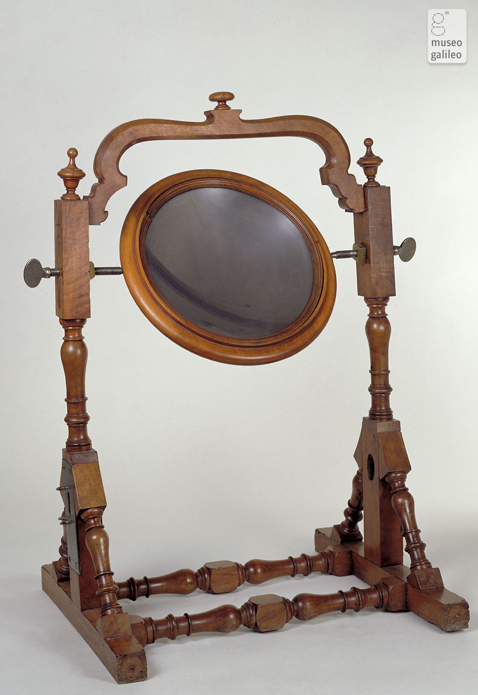 Specchio ustorio (Inv. 3727)